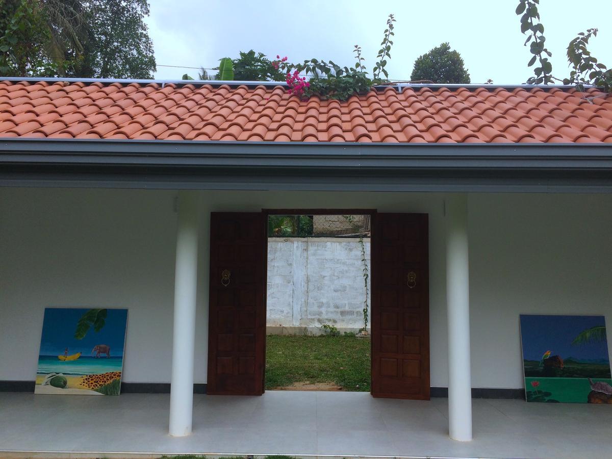 Anuhas Airport Villas Katunayaka Kültér fotó