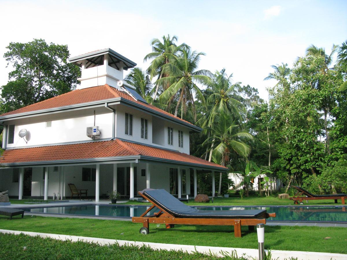 Anuhas Airport Villas Katunayaka Kültér fotó