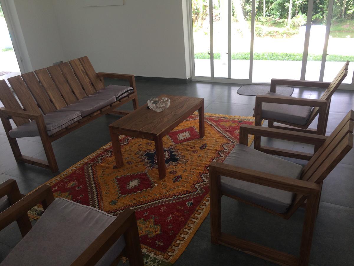 Anuhas Airport Villas Katunayaka Kültér fotó